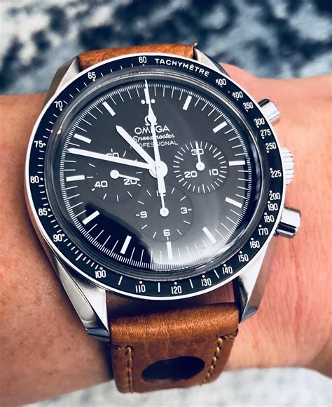 omega speedmaster professional moonwatch men& 39